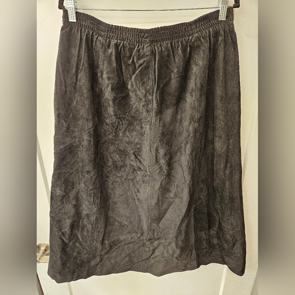 Vintage - Suede "Changes" Fully Lined Black A Line Midi Skirt - Size 10